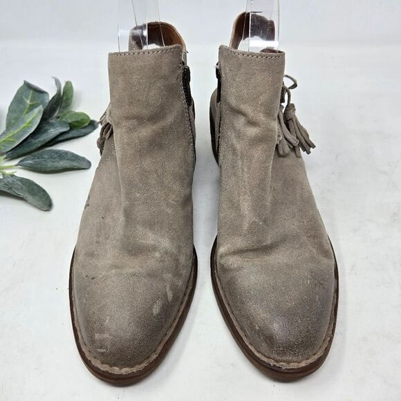 BORN Monikah Tassel Bow Ankle Booties Stone 8M - Picture 3 of 9